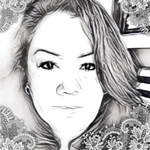 Meet your Posher, Lorraine